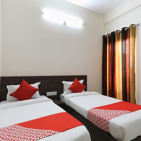 Hotel O La Flora Indore Bagian luar foto