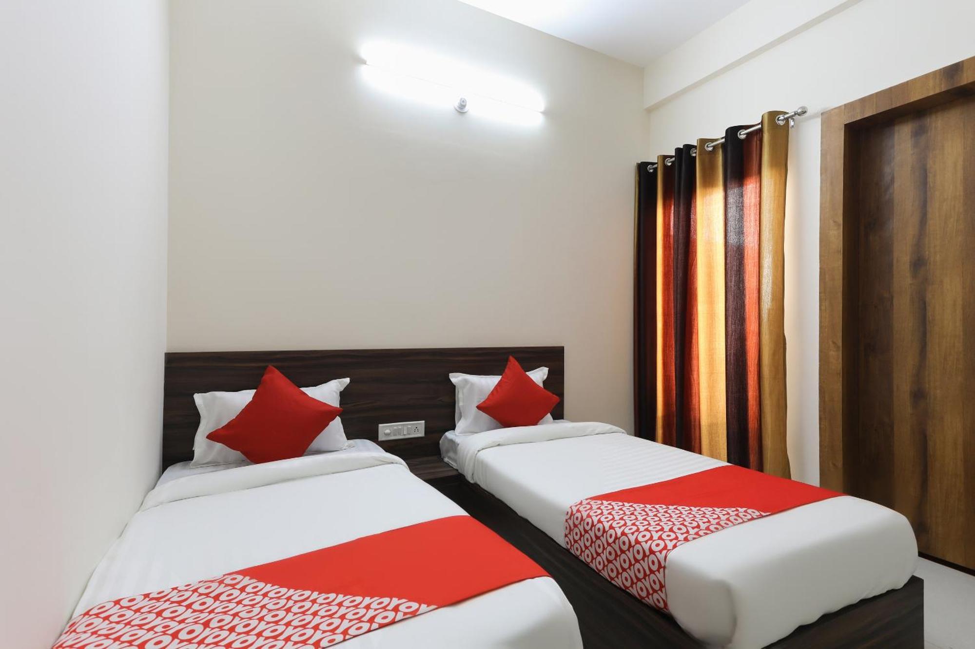 Hotel O La Flora Indore Bagian luar foto